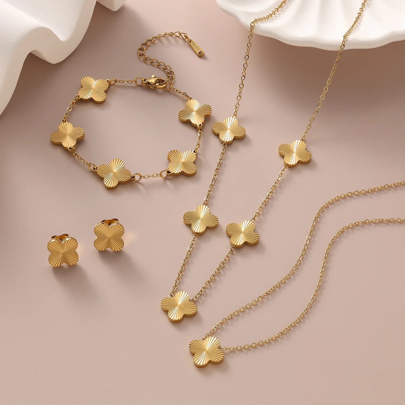 Fashionable stainless steel hand polished clover flower bracelet necklace earring set