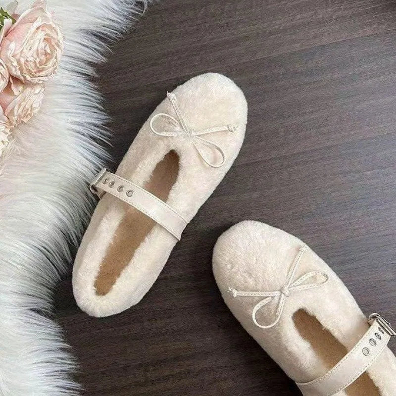 2025 Winter New Warm Fur Flat Shoes Women's Fashion Round Head Butterfly Rivets Soft Sole Shoes Non-slip Plush Mary Jane Shoes